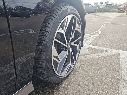 New 2025 Hyundai Ioniq 6 Limited image 43