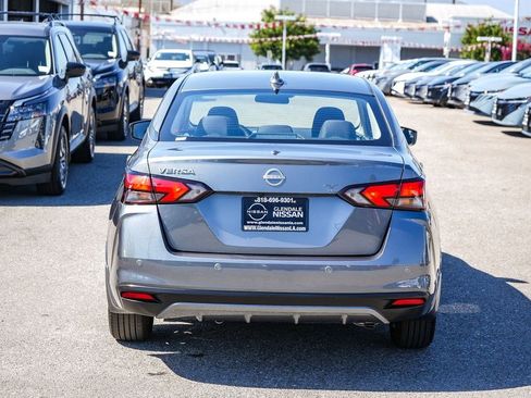Certified 2025 Nissan Versa SV w/ Trunk Package FWD image 7