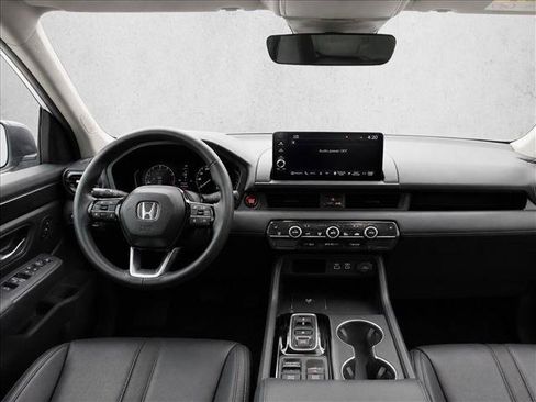 Used 2025 Honda Pilot Touring image 23