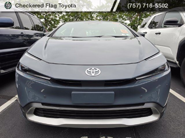 Used 2026 Toyota Prius Plug-In Hybrid FWD image 2