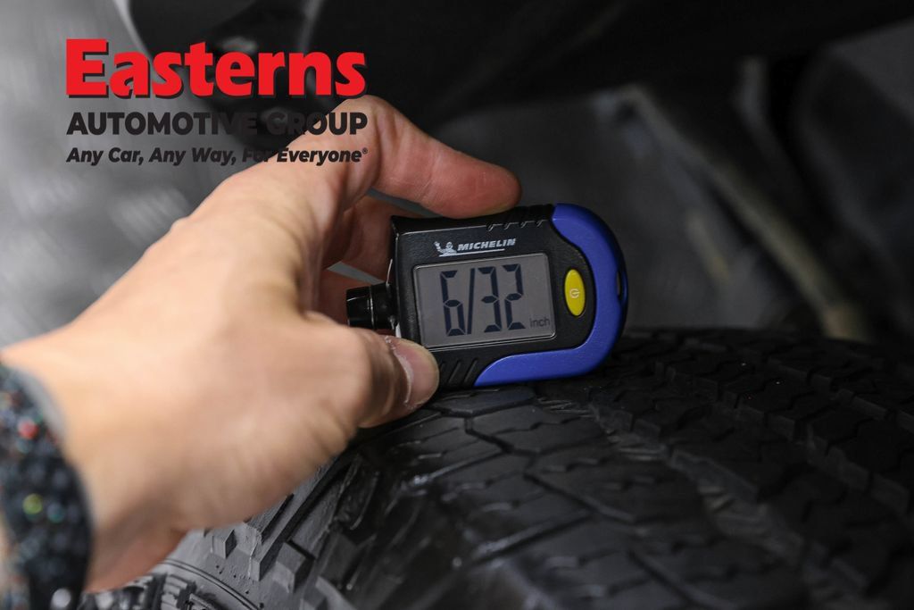 Used 2021 Toyota Tacoma TRD Off-Road AWD/4WD image 30