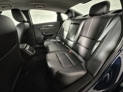 Used 2016 Chevrolet Impala LT w/ Leather Package image 24