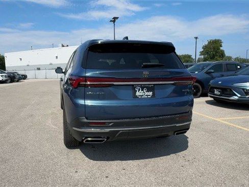 New 2026 Buick Enclave Preferred w/ Power Package image 7