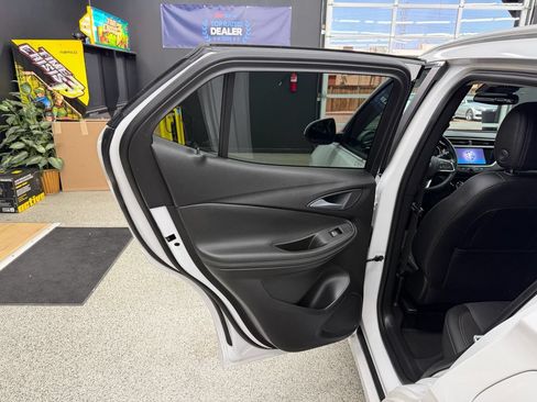 Used 2020 Buick Encore GX Select w/ Sport Touring Package FWD image 13