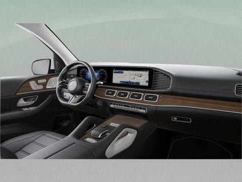 New 2026 Mercedes-Benz GLS 450 4MATIC image 42