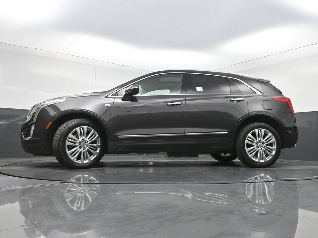 Used 2017 Cadillac XT5 Premium Luxury FWD image 29