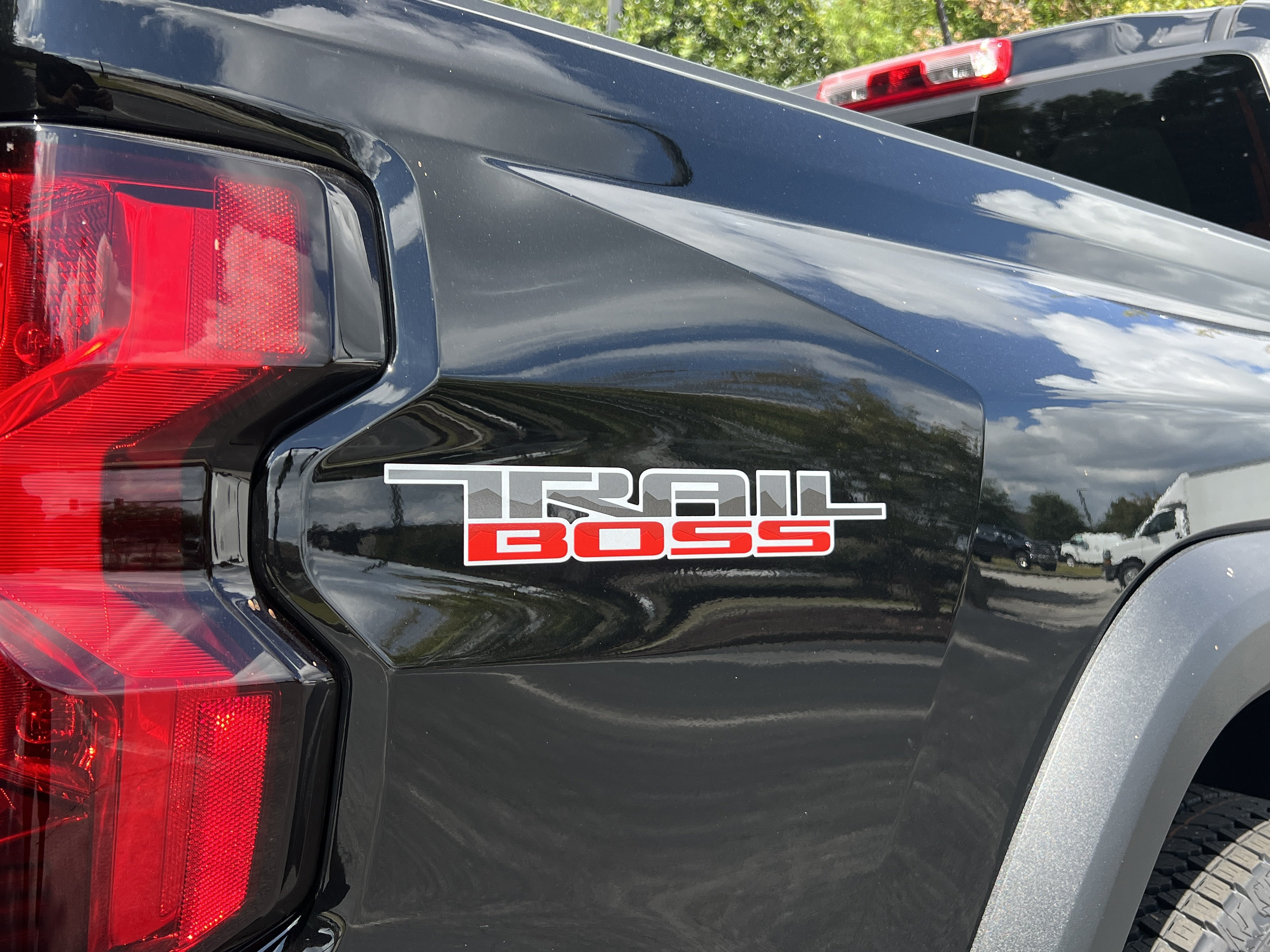 New 2026 Chevrolet Colorado Trail Boss AWD/4WD image 35