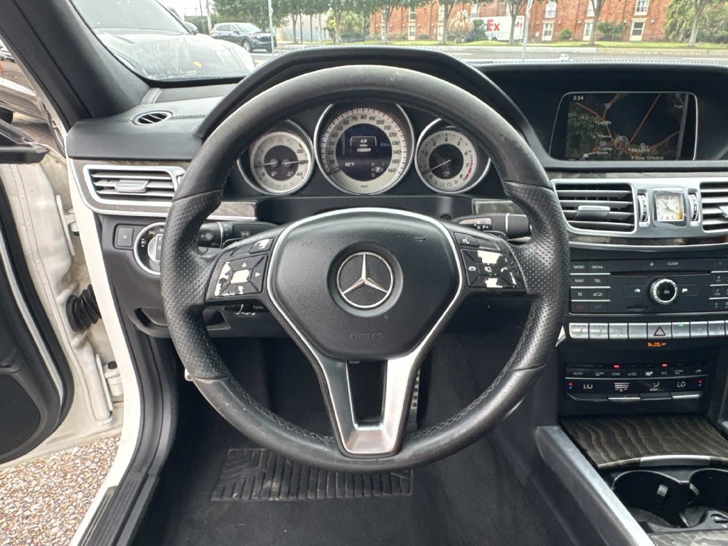 Used 2016 Mercedes-Benz E 400 Sedan image 22