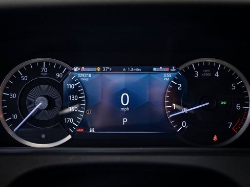 Used 2023 Land Rover Range Rover Velar R-Dynamic S image 29