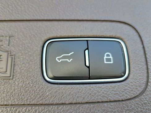 Certified 2023 Lincoln Aviator Reserve w/ Equipment Group 201A image 12