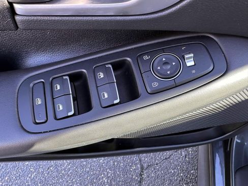 Used 2023 Hyundai Sonata SE w/ Cargo Package FWD image 9