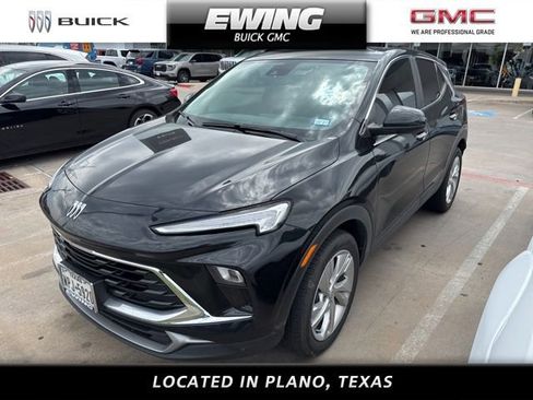 Used 2025 Buick Encore GX Preferred FWD image 1