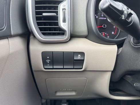 Used 2017 Kia Sportage EX image 15