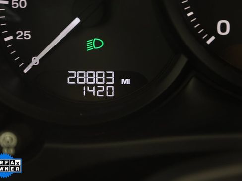 Used 2022 Porsche Macan image 43