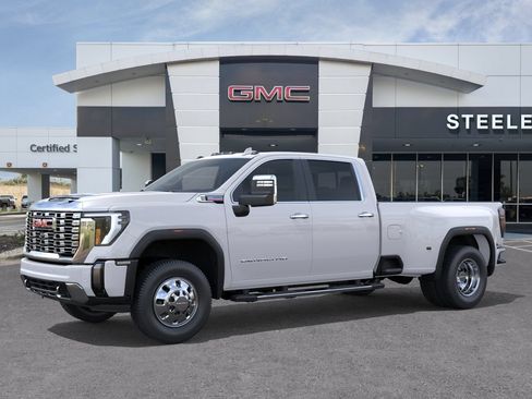 New 2026 GMC Sierra 3500 Denali w/ Denali Reserve Package AWD/4WD image 2