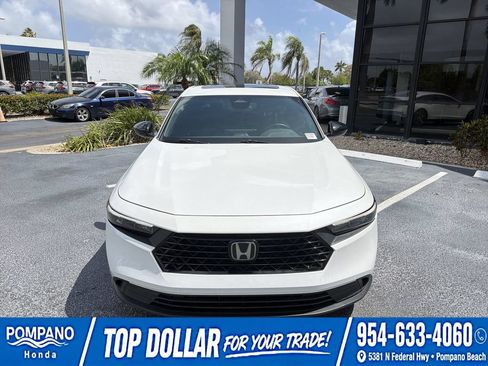 Used 2024 Honda Accord Sport image 3