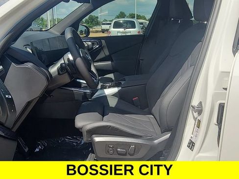 Used 2025 BMW X3 xDrive30i w/ Premium Package AWD/4WD image 20