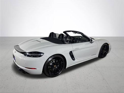 Used 2025 Porsche 718 Boxster GTS RWD image 6