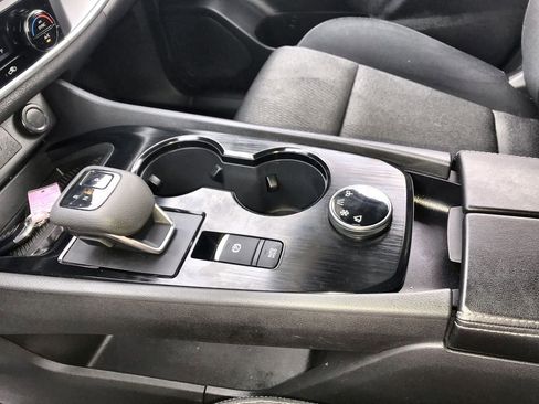 Used 2024 Nissan Rogue SV image 20