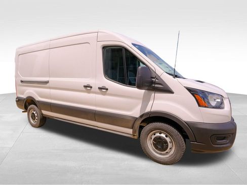 New 2025 Ford Transit 250 148 Medium Roof image 10