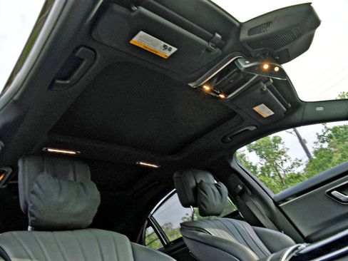 Used 2022 Mercedes-Benz S 580 4MATIC Sedan image 31