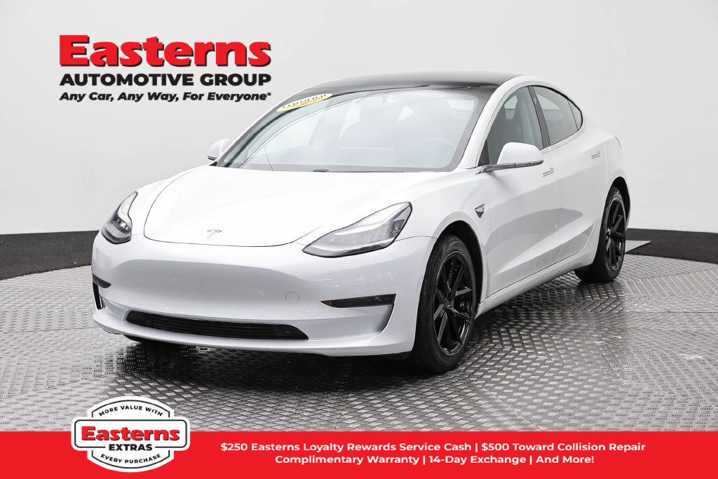 Used 2020 Tesla Model 3 Standard Range Plus RWD image 1