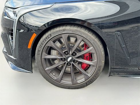 Used 2022 Cadillac CT4 V Blackwing w/ Technology Package image 33