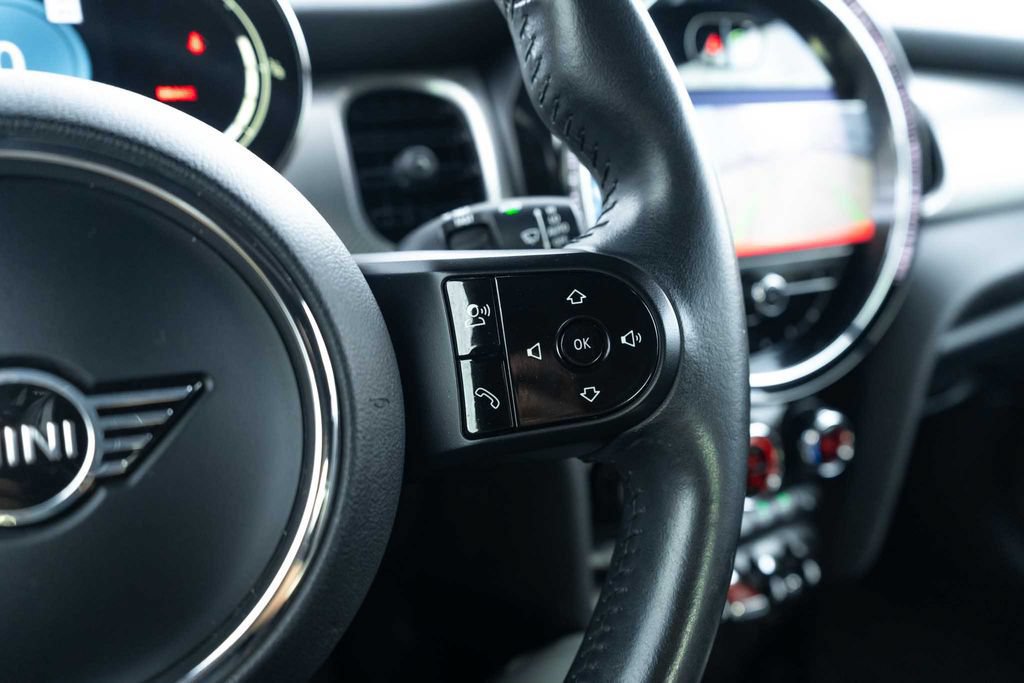 Used 2024 MINI Cooper Convertible FWD image 19