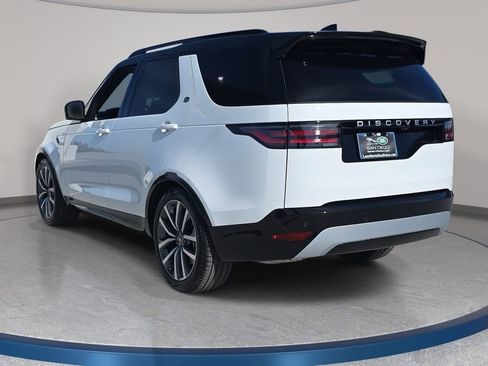 New 2026 Land Rover Discovery Limited Edition image 7