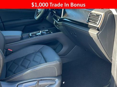 New 2026 Volkswagen Atlas SE FWD image 34