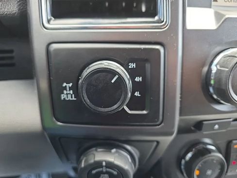 Used 2018 Ford F150 XLT w/ Equipment Group 302A Luxury image 28