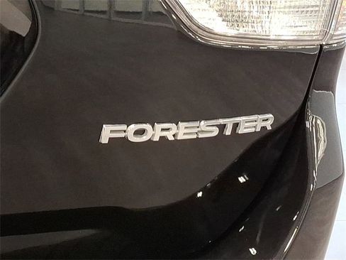 Certified 2023 Subaru Forester Premium image 30