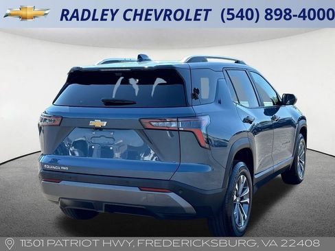 Certified 2025 Chevrolet Equinox LT w/ Convenience Package II AWD/4WD image 17