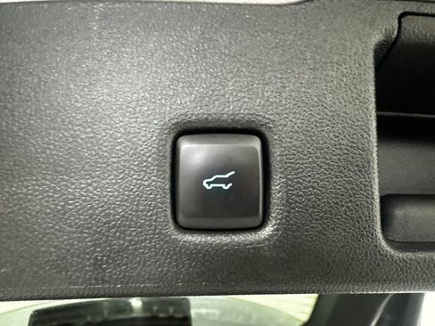 Used 2024 Ford Escape Active AWD/4WD image 39