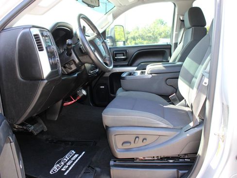 Used 2015 Chevrolet Silverado 3500 LT w/ LT Fleet Convenience Package image 12