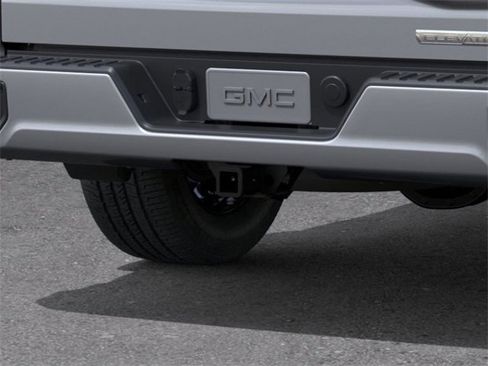 New 2026 GMC Sierra 1500 Elevation image 14