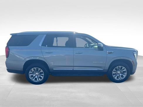 Used 2025 GMC Yukon Denali AWD/4WD image 7