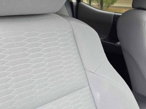 Used 2019 Toyota Tacoma SR5 image 23