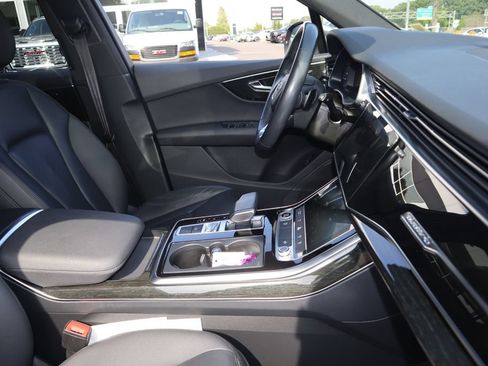 Used 2021 Audi Q7 2.0T Premium w/ Convenience Package AWD/4WD image 27