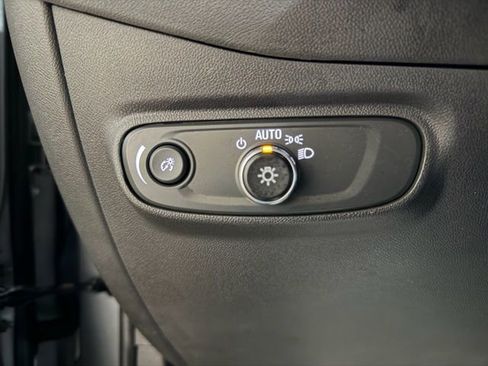 Used 2024 Chevrolet Equinox LT w/ LPO, Floor Liner Package image 34