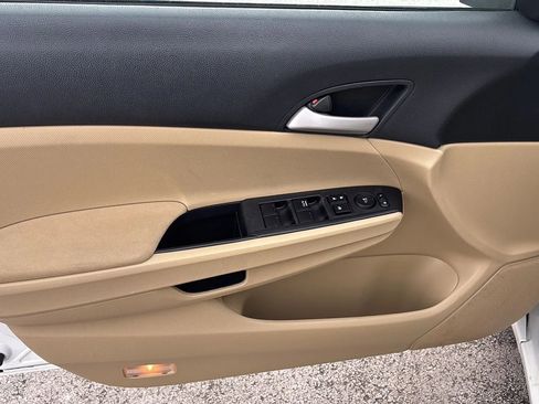 Used 2012 Honda Accord LX image 19