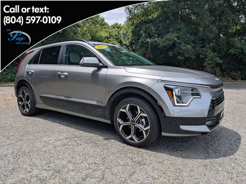 Used 2025 Kia Niro EX Touring FWD image 1