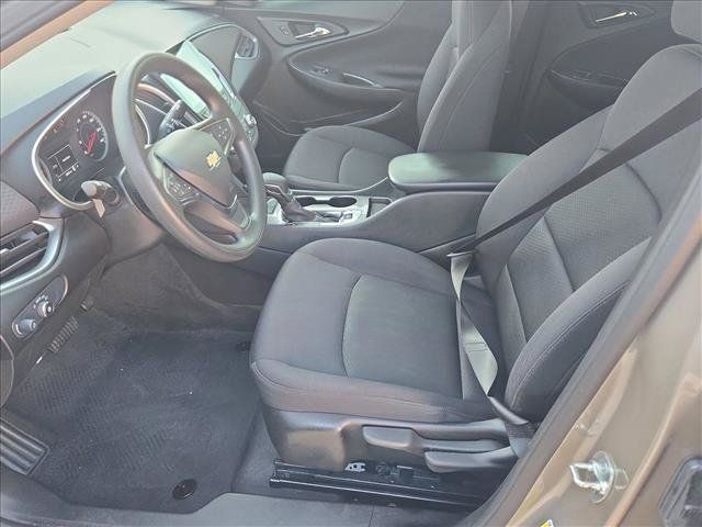 Used 2025 Chevrolet Malibu LS FWD image 16
