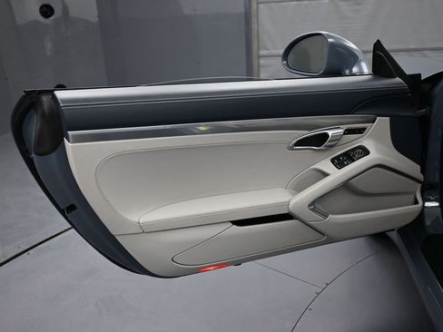 Certified 2017 Porsche 911 Carrera image 15