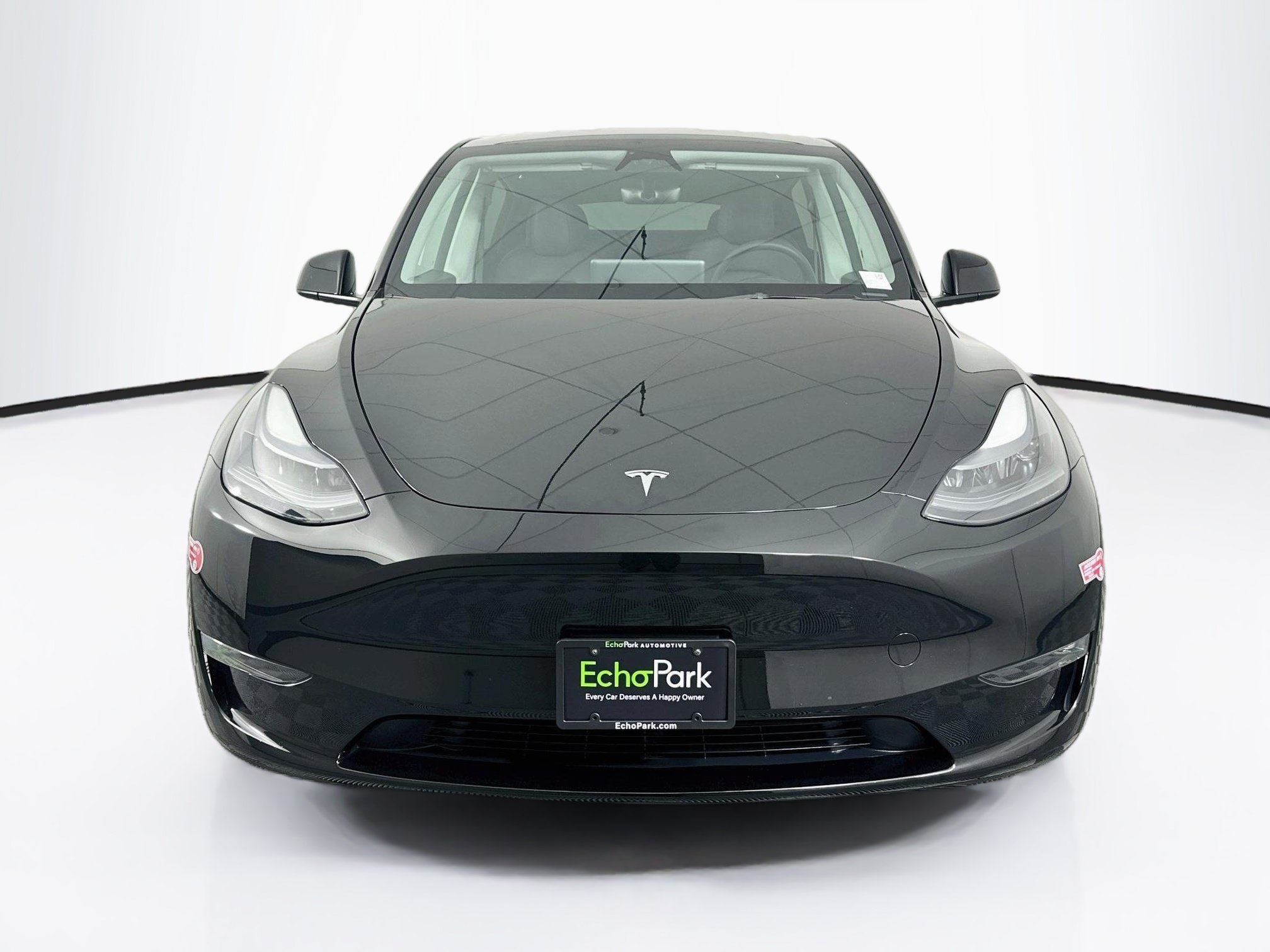 Used 2024 Tesla Model Y Long Range AWD/4WD image 2