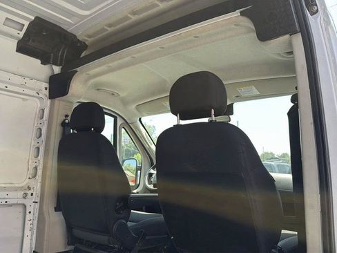 Used 2021 RAM ProMaster 2500 FWD image 8