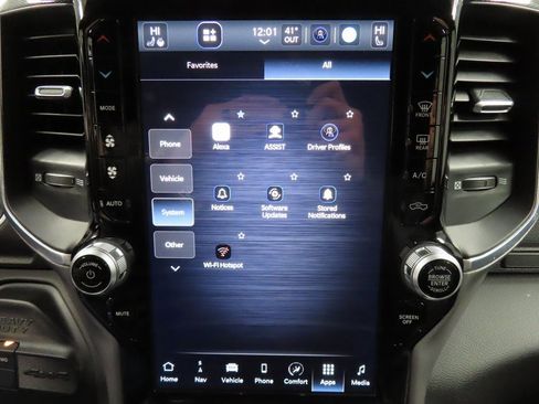 Used 2022 RAM 2500 Laramie w/ Night Edition image 20