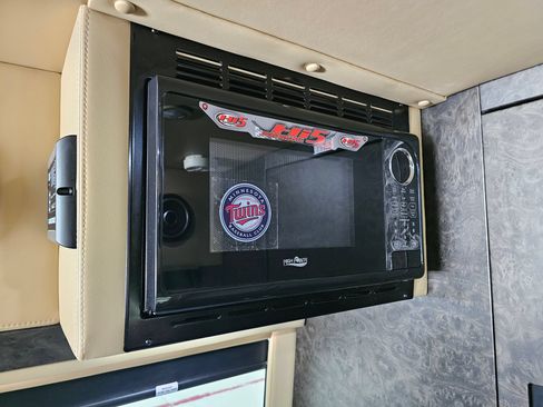 Used 2019 Mercedes-Benz Sprinter 3500 image 50