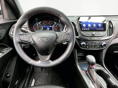 Used 2023 Chevrolet Equinox RS w/ RS Leather Package image 5
