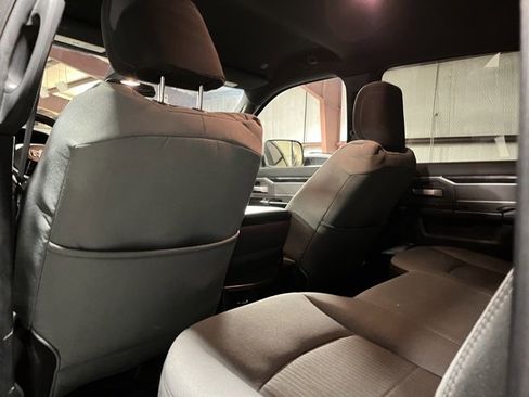 Used 2022 RAM 3500 Big Horn image 8